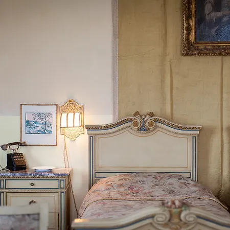 Cernigliaro Dimora Storica B&B 4*